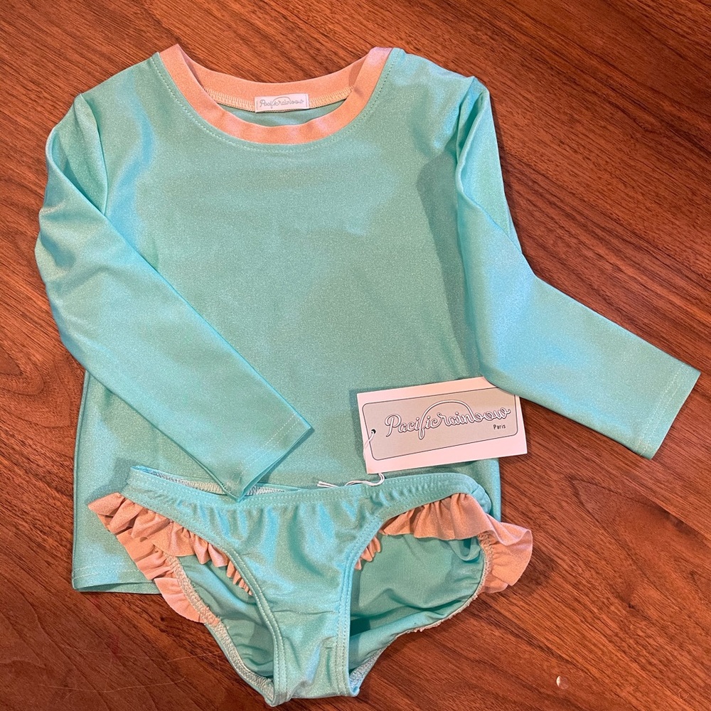 Pacific Rainbow April UV Protection Rashguard